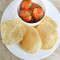 Luchi Aloo Dum (4 Pcs)