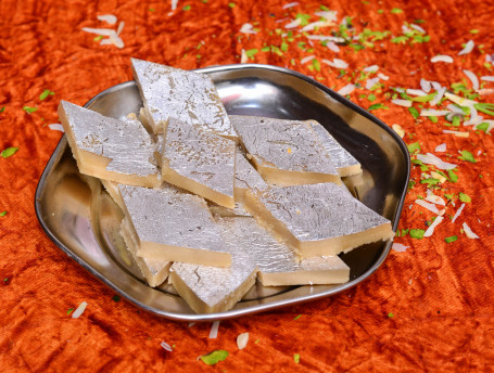 Kaju Barfi (500Gm)