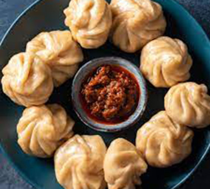 Veg Momos 12 Pcs [12Pcs]