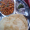 (4Pcs)Poori Chole (Serves With Salad And Chutney)