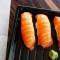 Salmon Sushi (3 Pcs)