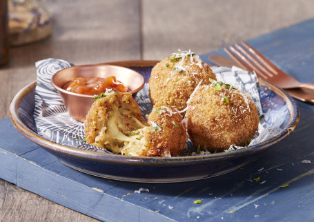 Ny Mozzarella, Basilika Tomat Arancini