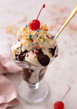 Hot Fudge Sundae